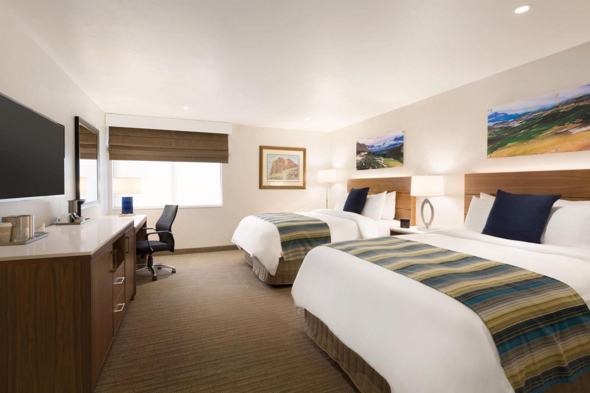 Double Queen Room,1632252880:JPEG